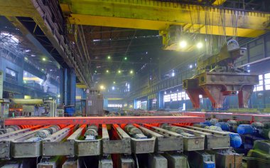  Sıcak levha mill de inişli çıkışlı