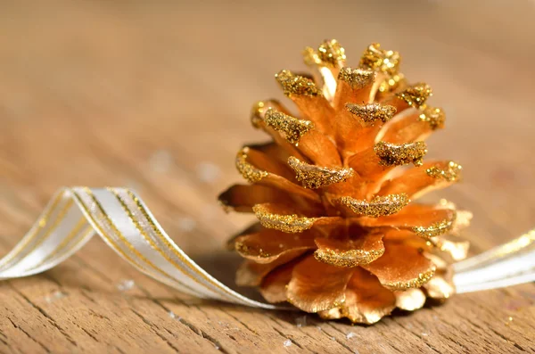 Pine cones Christmas decoration — Stock Photo, Image