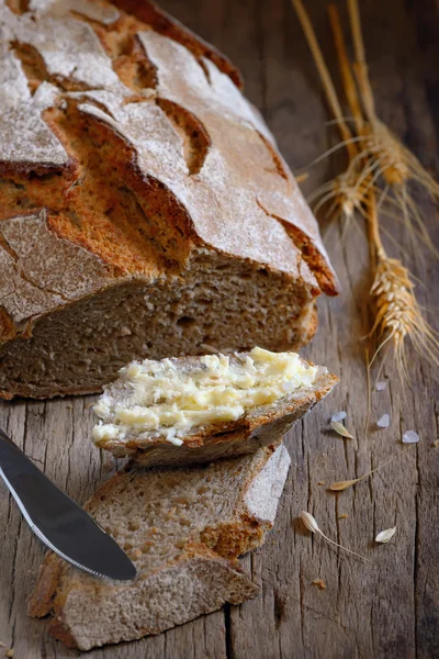 Fresh Home made Bread and butter — Stock Photo, Image
