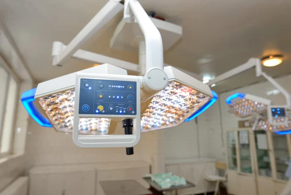 Дисплей хирургических ламп — стоковое фото