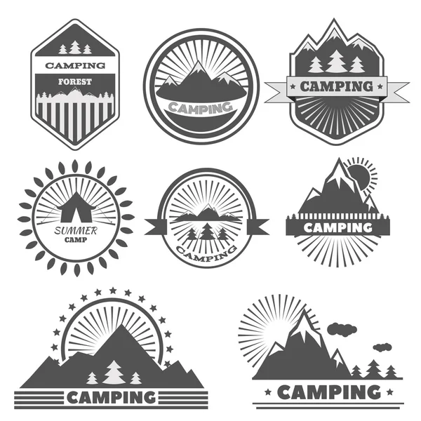 Camping logo etiquetas distintivos emblemas de viaje eps 10 vector — Vector de stock