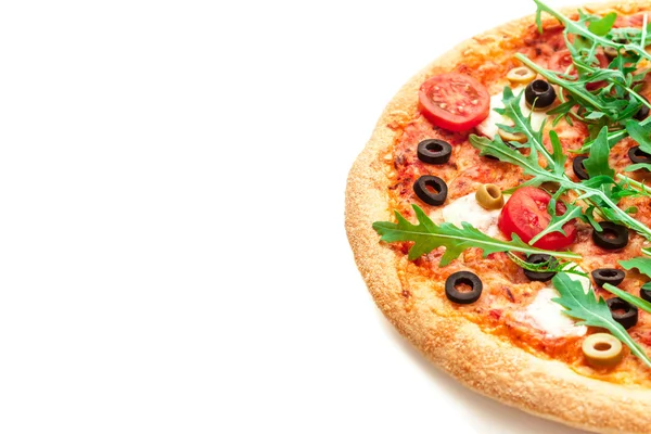 Leckere Pizza mit Rucola — Stockfoto