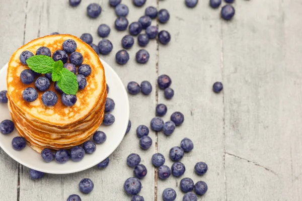 Pannkaka med blåbär — Stockfoto