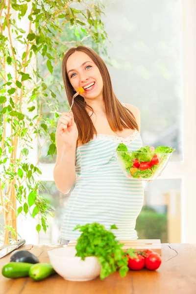 Nutrición saludable en el embarazo — Foto de Stock