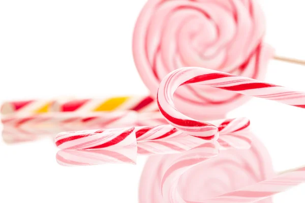 Барвисті смачні цукерки — стокове фото