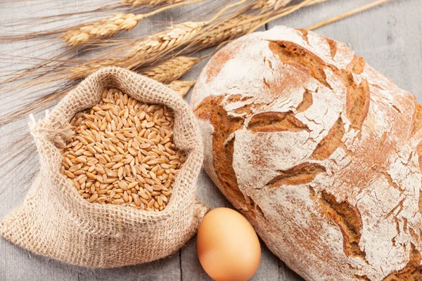 Pan de trigo casero — Foto de Stock