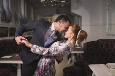 erkek ve kadın dans iç. Vintage etkisi: gürültü eklendi