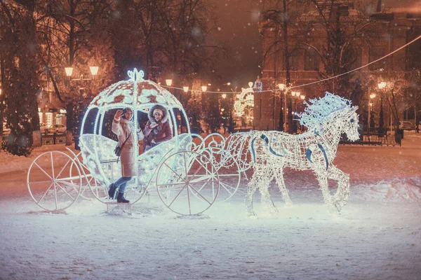 Girl Friends Having Fun Illuminated Fairy Tale Carriage Horses Decorated — Stock Photo, Image