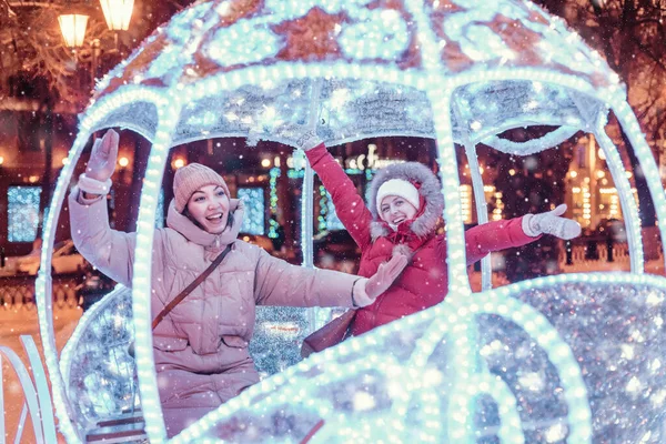 Girl Friends Having Fun Illuminated Fairy Tale Carriage Horses Decorated — Stock Photo, Image