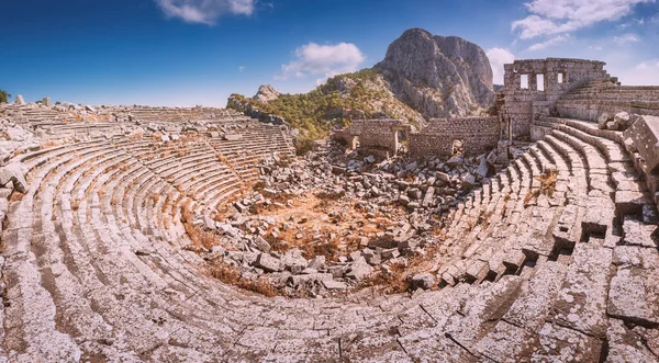 Panoramatický Pohled Amfiteátr Starobylém Městě Termessos Jednou Hlavních Turistických Archeologických — Stock fotografie