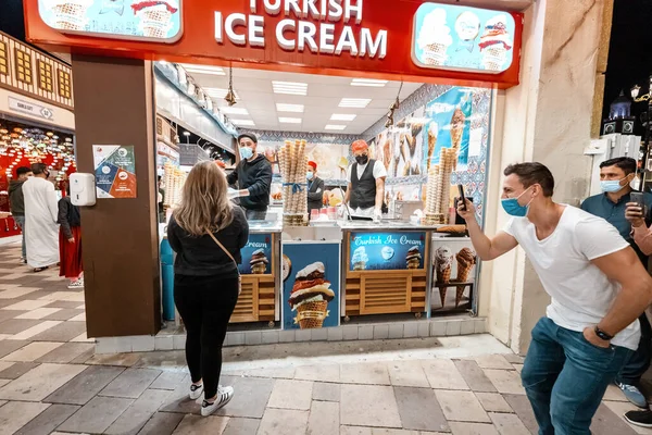 Febrero 2021 Emiratos Árabes Unidos Dubai Una Tienda Helados Turcos — Foto de Stock