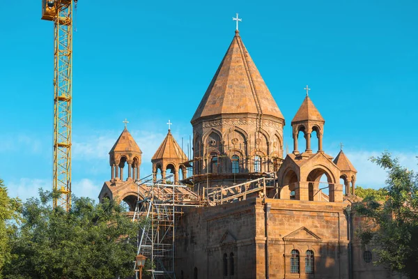 Reconstrucción Antigua Catedral Madre Sede Santa Etchmiadzin Ciudad Vagharshapat Armenia — Foto de Stock