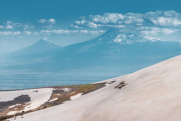 Vista Panorámica Montaña Ararat Desde Las Laderas Nevadas Del Volcán — Foto de Stock