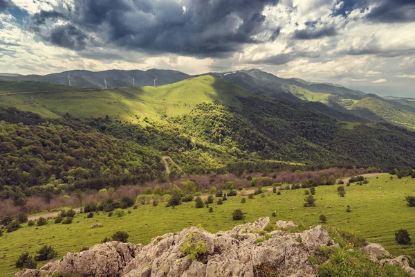 Panorama Camino Pueblo Tierra Que Conduce Paso Pushkin Las Montañas —  Fotos de Stock