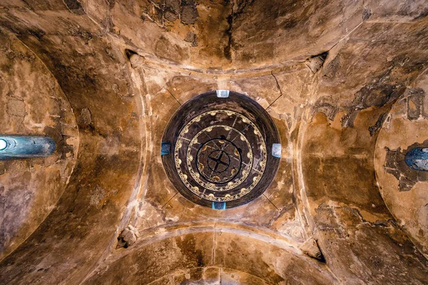 Vista Abajo Hacia Arriba Cúpula Araña Interior Una Antigua Iglesia — Foto de Stock