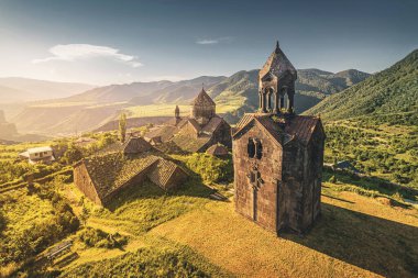 Haghpat Manastırı 'nın manzarası Ermenistan' ın en güzel ve ünlü manzaralarından biridir. Turizm ve din kavramı