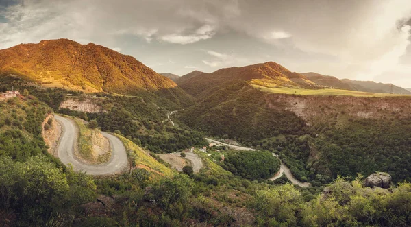 Scenic Panoramic View Serpentine Mountain Road Deep Canyon Haghpat Armenia — Stock Photo, Image