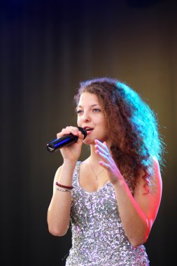 Ufa-Şubat 27: Ensemble Ufa City, Rusya üzerinde 27 Şubat 2014 Mega Ticaret Merkezi'nde Rus Festivali sırasında Sahne Alanı'nda gerçekleştirir