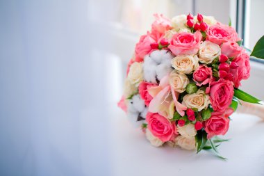 Canlı düğün buketi