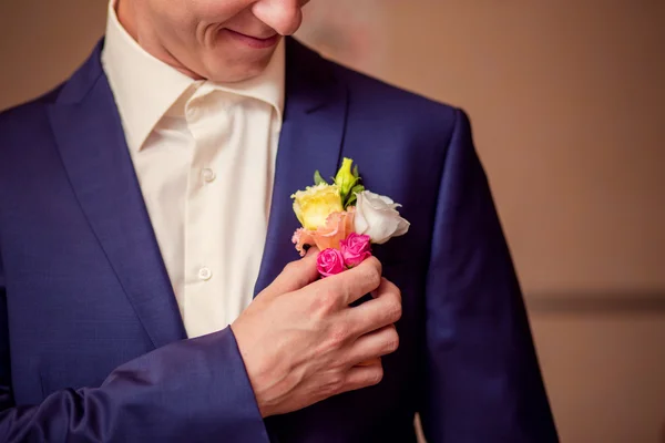 Bröllop boutonniere på jacka — Stockfoto