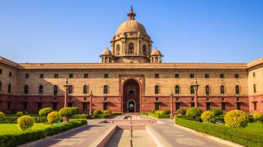 Rashtrapati Bhavan 'ın birçok girişinden biri, Yeni Delhi, Hindistan Başkanlık Sarayı..