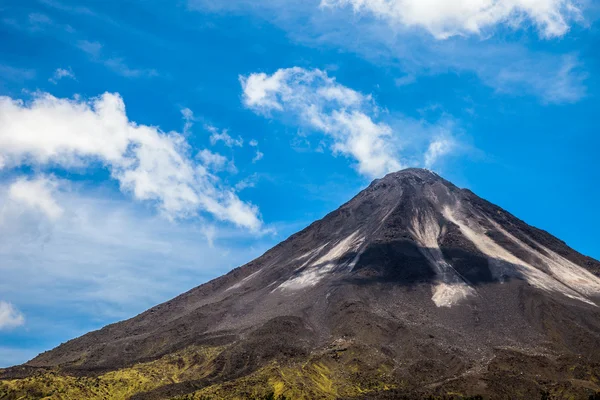 Arenal vulkaan Peak — Stockfoto