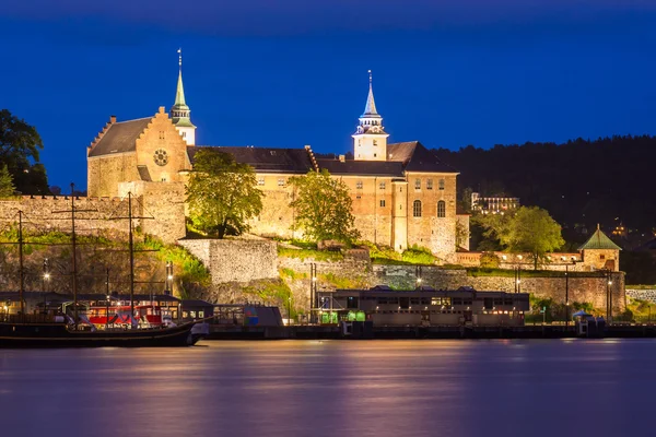 Akershus Fortress, gece — Stok fotoğraf