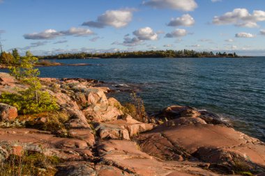 Gürcüce Bay Ontario Kanada kırmızı kaya