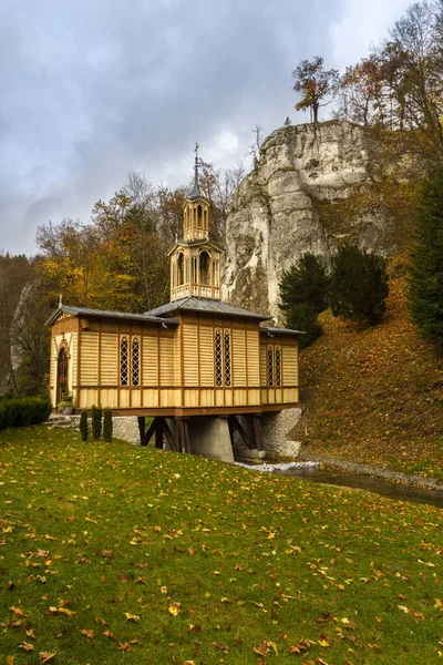 Cappella Cattolica Sul Torrente Acqua Cappella Sull Acqua Joseph Craftman — Foto Stock