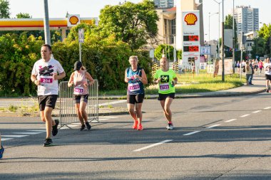3 Rd Wizz Air Katowice Yarı Maraton, Katowice, Silesia, Polonya. 19 Haziran 2021. Bu yıl Wizz Air Katowice Maratonu yarı maraton, bayrak maratonu ve 5 km 'lik bir yarıştı..