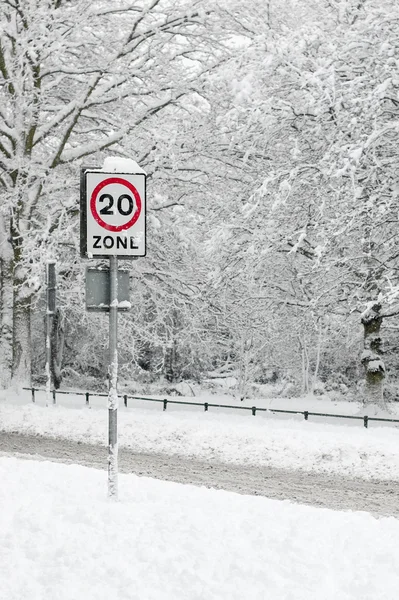 Snow zone — Stock Photo, Image