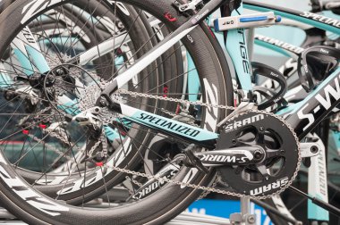 Omega Pharma hızlı adımlı Bisiklet