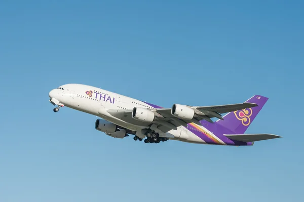 Thai Airways Airbus A380 — Stockfoto