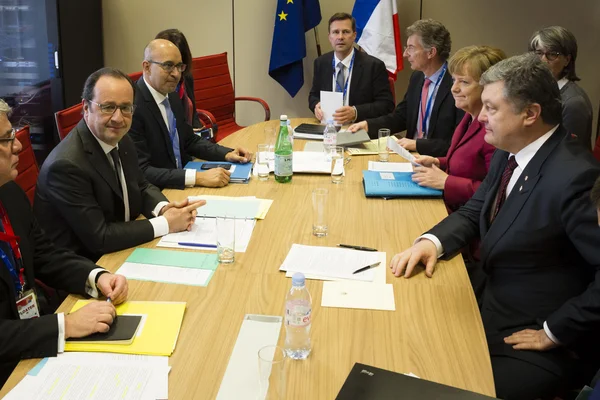 Petro Poroshenko, Francois Hollande and Angela Merkel — Stock Photo, Image