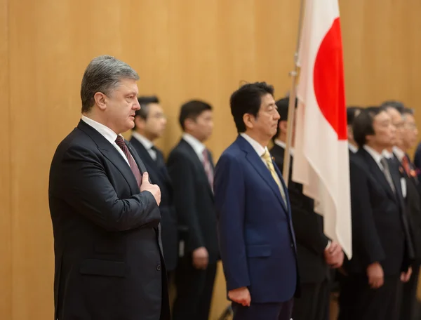 페트로 Poroshenko 및 신조 아베 — 스톡 사진