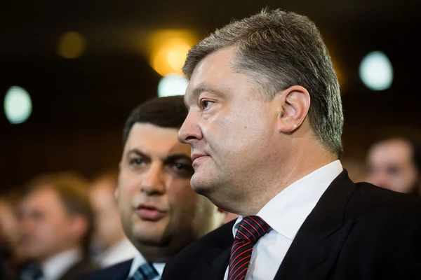 President van Oekraïne Petro Poroshenko en Minister-president Vladimi — Stockfoto