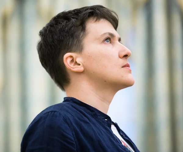 Hero of Ukraine Nadiya Savchenko after liberation from Russian p — Stock Photo, Image