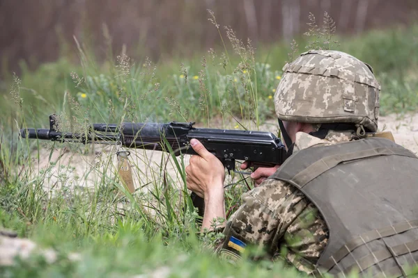 Forças Armadas da Ucrânia na área de treinamento militar — Fotografia de Stock