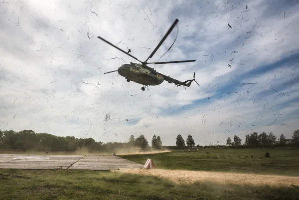 Armed Forces of Ukraine at the military training area — Stock Photo, Image