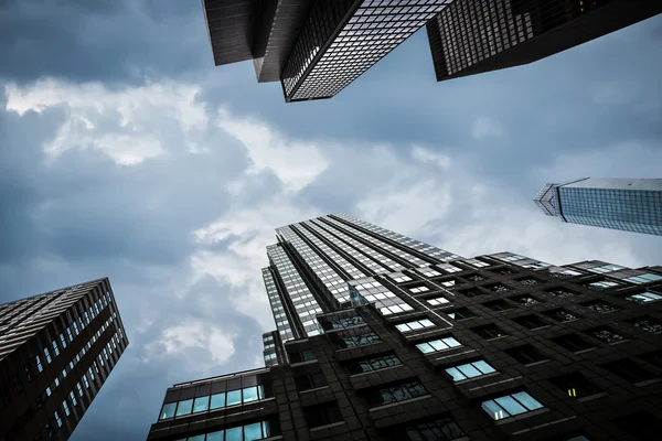 Edificios modernos en la ciudad de Nueva York — Foto de Stock