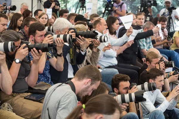 ウクライナ石油 Poroshenko 大統領の記者会見 — ストック写真