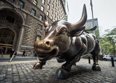 Manhattan'ın finans bölgesinde şarj boğa