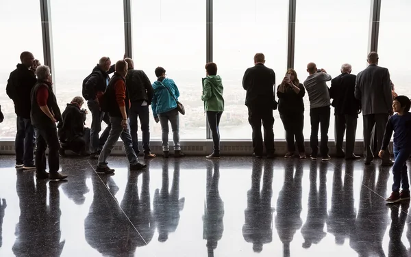 People in One World Observatory in New York City — Stock Photo, Image