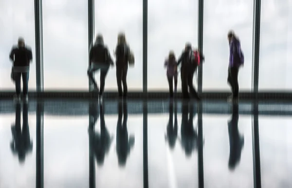 Blurred image of people in the lobby — Stock Photo, Image