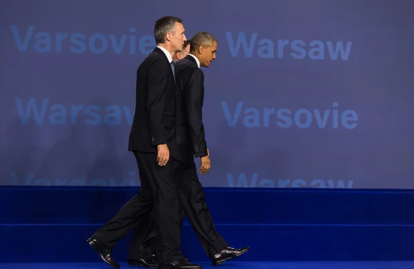 Барак Обама, Єнс Столтенберг та Анджей Дуда на саміті НАТО — стокове фото