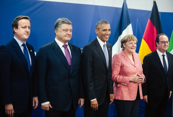 David Cameron, Petro Poroshenko, Barack Obama, Angela Merkel, Fr — Stock Photo, Image