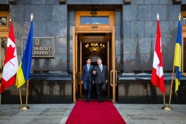 Petro Poroshenko ve Justin Trudeau