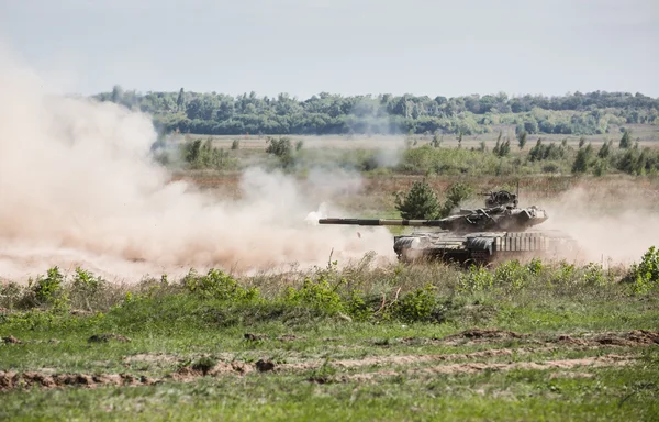 Waffen und militärische Ausrüstung der ukrainischen Streitkräfte — Stockfoto