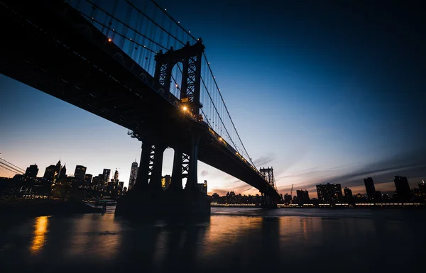 Manhattan Bridge At Night — Stock Photo, Image