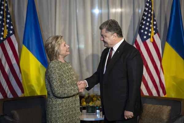 Hillary Clinton en Petro Poroshenko — Stockfoto